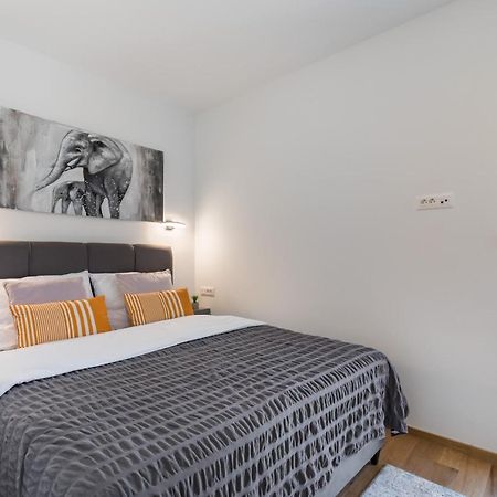 Elysian Zen Luxury Apartment - Two Bedroom Apartment With Terrace And Sea View 斯普利特 外观 照片