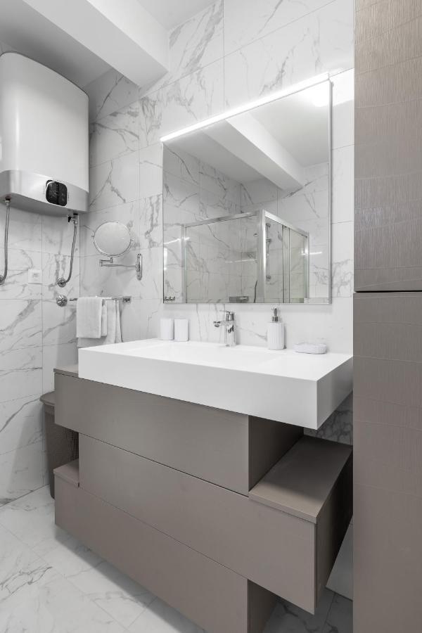 Elysian Zen Luxury Apartment - Two Bedroom Apartment With Terrace And Sea View 斯普利特 外观 照片