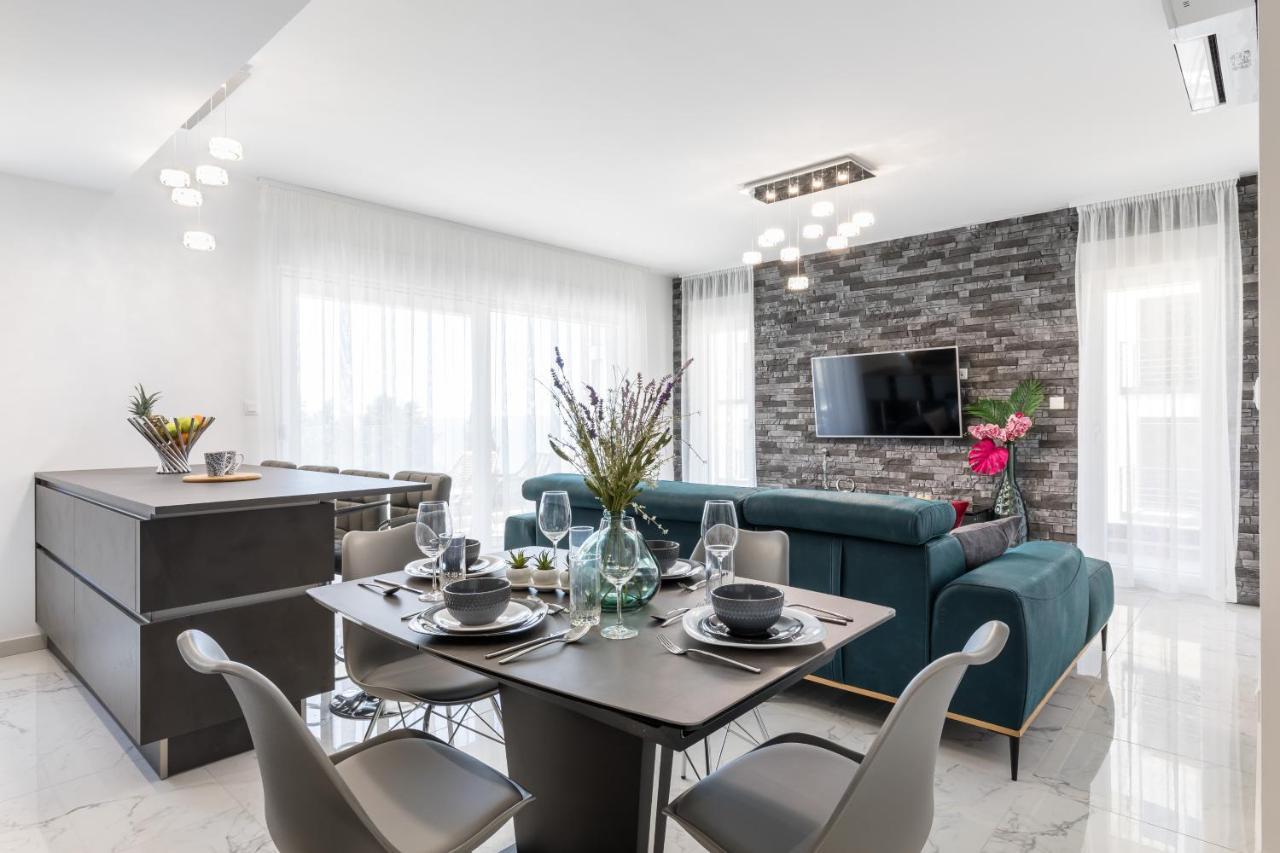 Elysian Zen Luxury Apartment - Two Bedroom Apartment With Terrace And Sea View 斯普利特 外观 照片